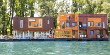 ArkaBarka Floating Hostel (Belgrade - Serbia)